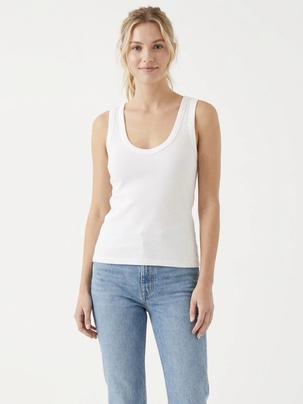 Universal thread white ribbed tank top size medium